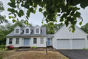 16 Landing Cir, Windsor, CT 06095 - Photo 1