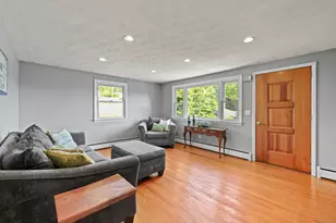 141 Maloney Ct, Winchester, CT 06098 - Photo 1