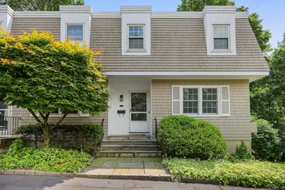 172 Summer Street #APT D, New Canaan, CT 06840 - Photo 1