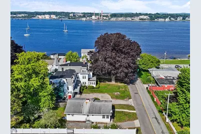 17 Gardner Avenue, New London, CT 06320 - Photo 1