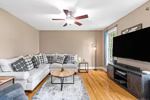 55 Perry Ln, Stratford, CT 06614 - Photo 10