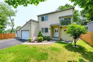 10 Dry Hill Ct, Norwalk, CT 06851 - Photo 1