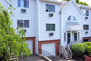 925 Oronoke Rd, Waterbury, CT 06708 - Photo 1