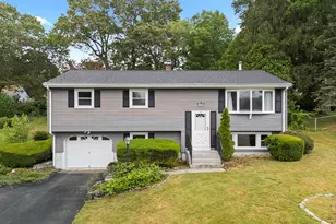 39 Laurel Dr, Montville, CT 06370 - Photo 1