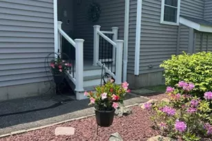 749 Long Hill Rd, Middletown, CT 06457 - Photo 1