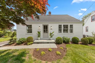 105 Blake Dr, Fairfield, CT 06824 - Photo 1