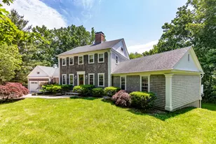 59 Davids Hill Rd, Woodbury, CT 06798 - Photo 1