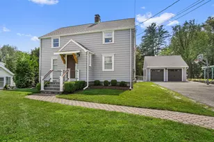 185 Lovers Ln, Fairfield, CT 06824 - Photo 1