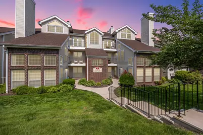 136 Carriage Crossing Lane #136, Middletown, CT 06457 - Photo 1