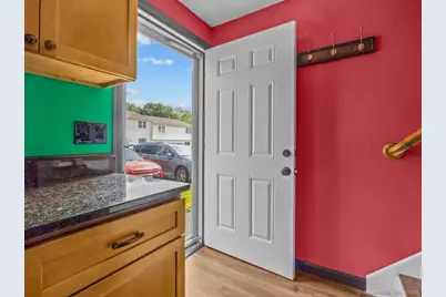 1081 New Haven Road #APT 12F, Naugatuck, CT 06770 - Photo 1