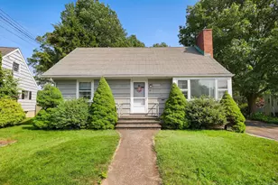 85 Sawyer Rd, Fairfield, CT 06824 - Photo 1