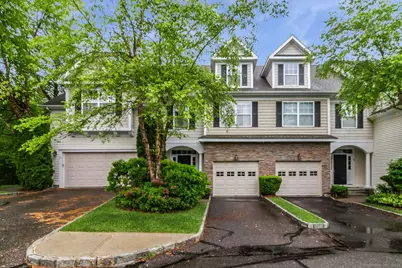 24 Crestview Lane #24, Danbury, CT 06810 - Photo 1