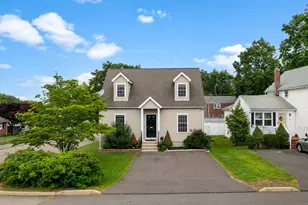 46 Dewey St, Middletown, CT 06457 - Photo 1