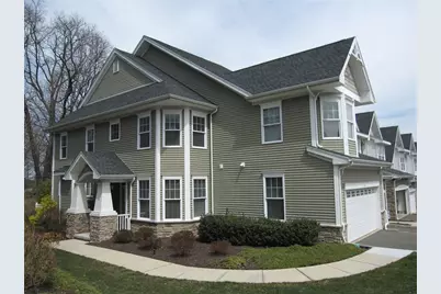 24 Lawrence Avenue #24, Danbury, CT 06810 - Photo 1