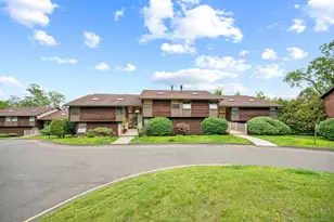 113 E Country Squire Dr, Cromwell, CT 06416 - Photo 1