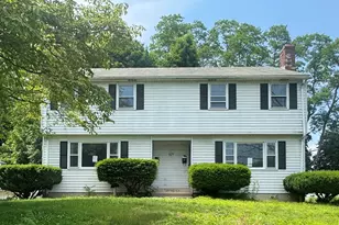 829 Windsor Ave, Windsor, CT 06095 - Photo 1