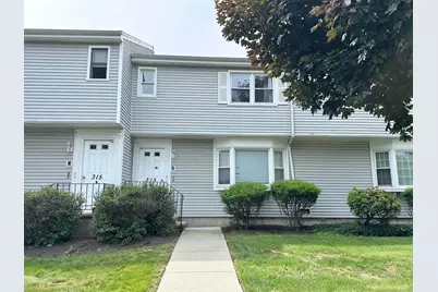 315 Glendale Avenue #B7, Bridgeport, CT 06606 - Photo 1