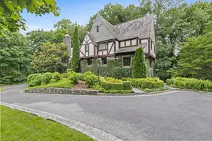 90 Brookside Dr, Greenwich, CT 06831 - Photo 1