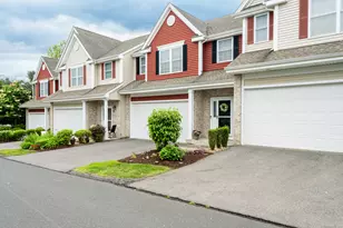 90 Bridlewood Ln, Vernon, CT 06066 - Photo 1