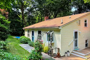 6 Ridge Rd, Chester, CT 06412 - Photo 1