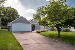 21 Walnut St, Newington, CT 06111 - Photo 1