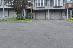 67 Fox Hollow Dr, Windsor Locks, CT 06096 - Photo 1