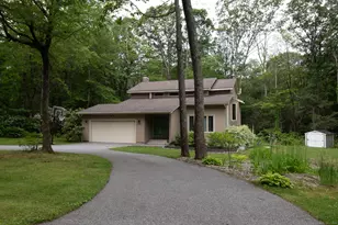 29 Lakeshore Dr, New Hartford, CT 06057 - Photo 1