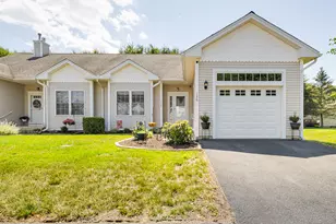 136 Pondview Cir, Beacon Falls, CT 06403 - Photo 1