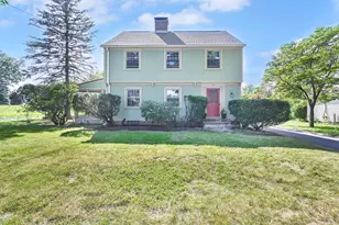 133 Griswold Rd, Wethersfield, CT 06109 - Photo 1