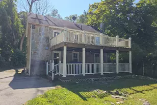 1067 Hartford Turnpike, Waterford, CT 06385 - Photo 1