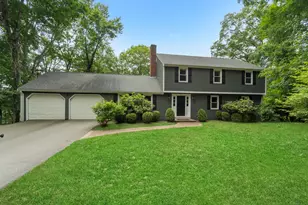 109 Hemlock Dr, Killingworth, CT 06419 - Photo 1