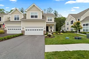 181 Ridgewood Dr, Middlebury, CT 06762 - Photo 1