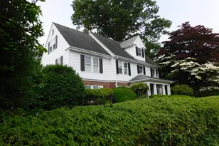 58 Edward St, East Haven, CT 06512 - Photo 1