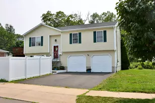 5 Pope St, New Haven, CT 06512 - Photo 1