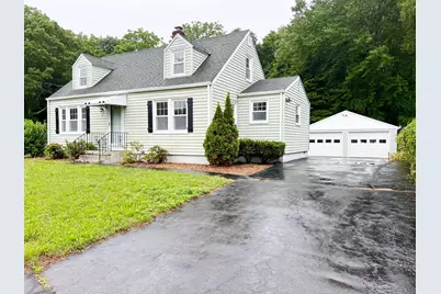 6 Maplevale Court, East Haven, CT 06512 - Photo 1