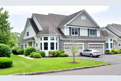 20 Carnoustie Circle, Bloomfield, CT 06002 - Photo 1