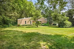 21 Kitcher Ct, Trumbull, CT 06611 - Photo 1