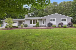 40 Chestnut Ln, Hamden, CT 06518 - Photo 1