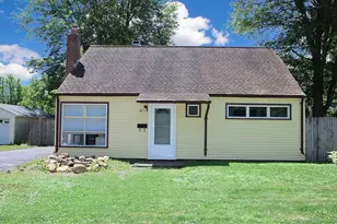 28 Chester Ln, Wallingford, CT 06492 - Photo 1