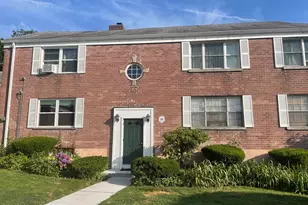 21 Standish Rd, Stamford, CT 06902 - Photo 1