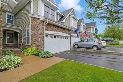 76 Lawrence Avenue #76, Danbury, CT 06810 - Photo 1