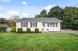 8 Briarwood Dr, Danbury, CT 06810 - Photo 1