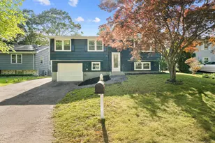 32 Cullen Ave, West Haven, CT 06516 - Photo 1