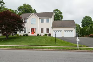 6 Fawn Meadow Dr, Naugatuck, CT 06770 - Photo 1
