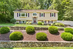 137 Quaker Farms Rd, Oxford, CT 06478 - Photo 1