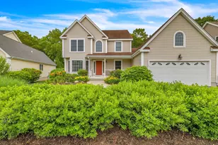 16 Spinnaker Dr, East Lyme, CT 06357 - Photo 1