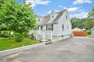 177 Parkview St, Meriden, CT 06451 - Photo 1