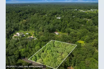 120 Briscoe Road, New Canaan, CT 06840 - Photo 1