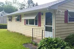 20 Ridgewood Rd, Middletown, CT 06457 - Photo 1