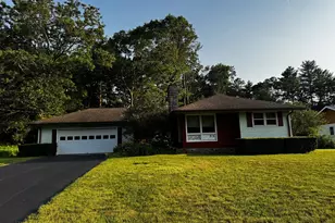 37 Edwardsen St, Killingly, CT 06239 - Photo 1